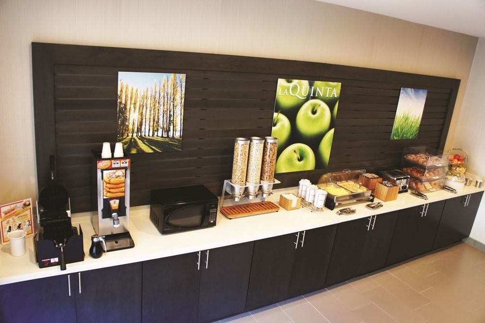 Hotel La Quinta By Wyndham 3*
